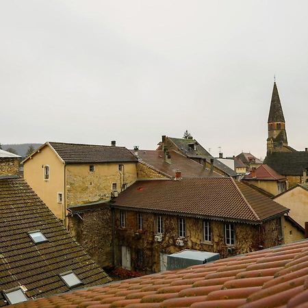 Gite Des Halles - Gitesdesbalcons-Com Crémieu Dış mekan fotoğraf